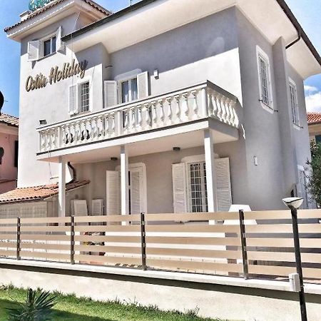 Ostia Holiday Greed Palace Bagian luar foto