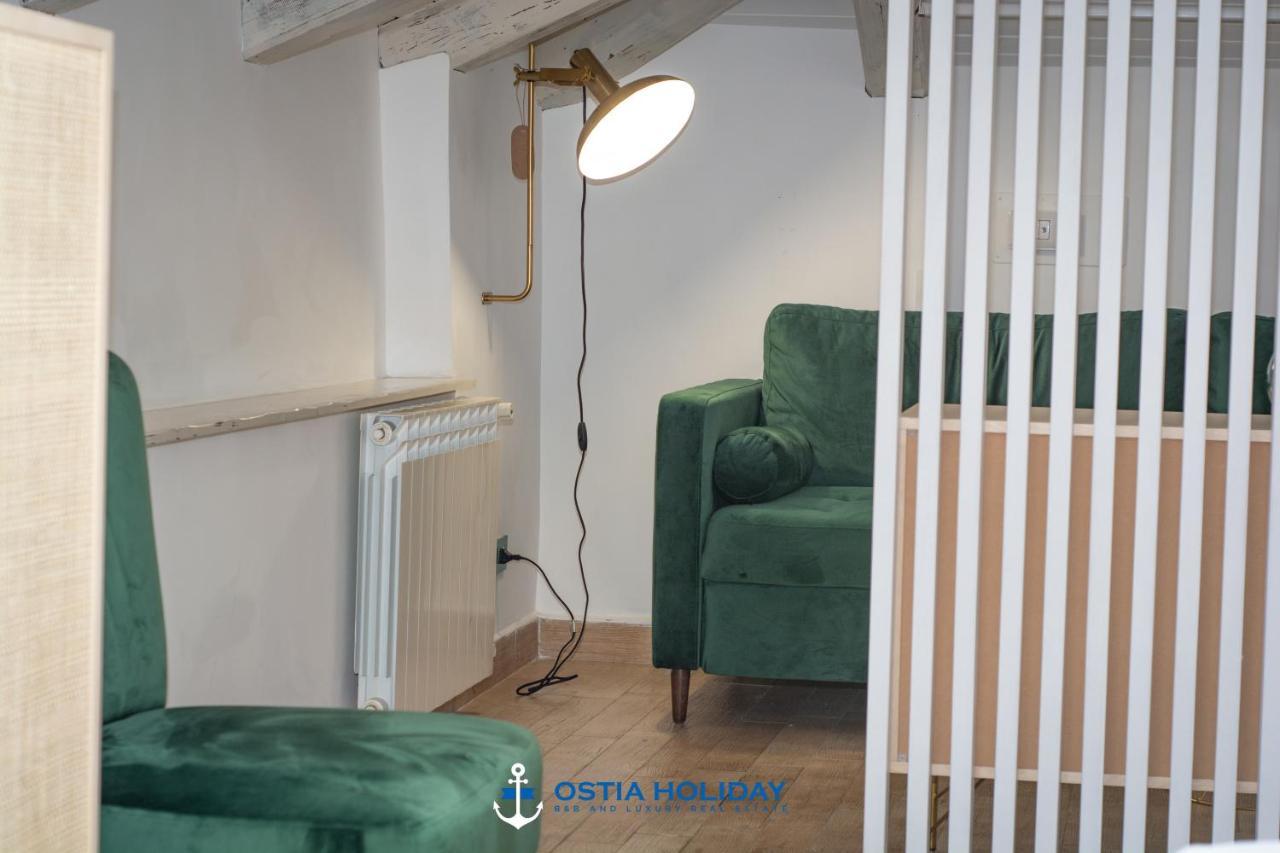 Ostia Holiday Greed Palace Bagian luar foto