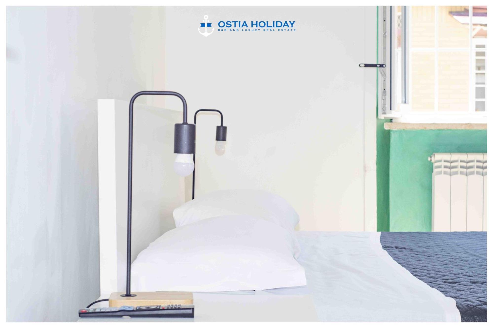 Ostia Holiday Greed Palace Bagian luar foto